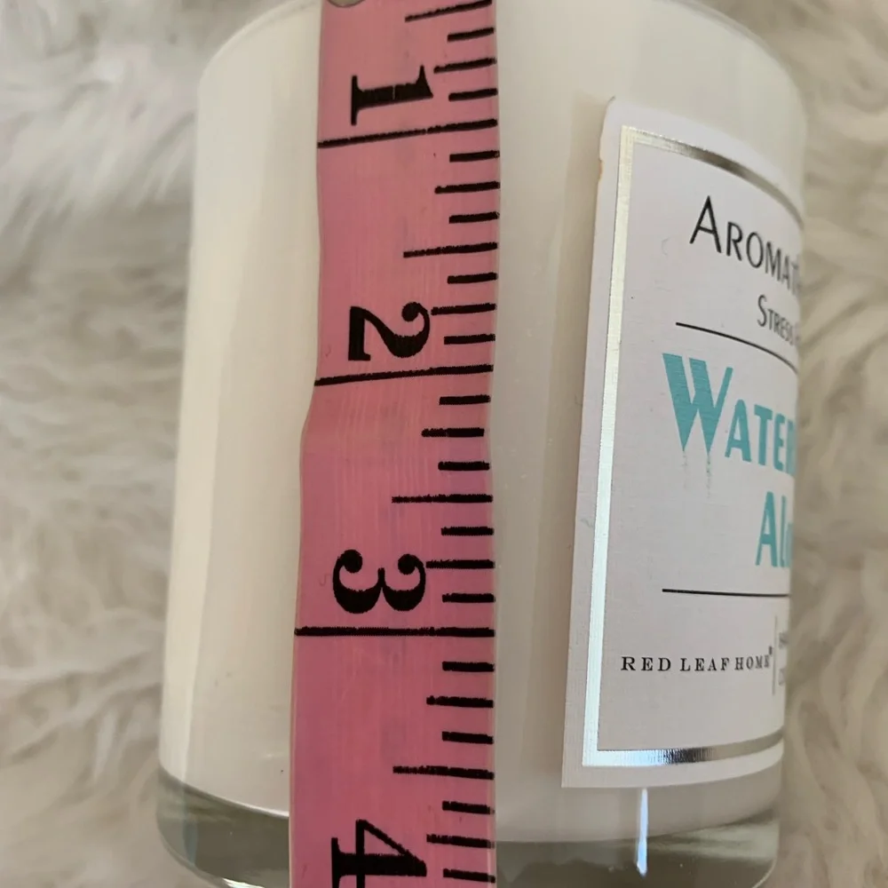 RED LEAF HOME Aromatherapy Stress Relief Waterlily & Aloe 1wick candle NWT